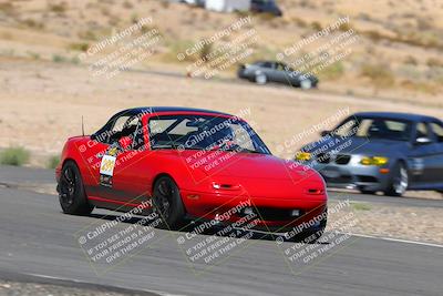 media/Oct-01-2022-Team Topak Racing (Sat) [[f860fb51be]]/2-Inter Low 2/session 2 turn 11/